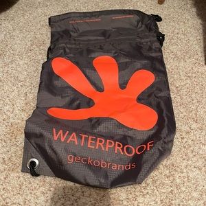 geckobrands Waterproof 10L Drawstring Backpack Lightweight Cinch Dry Bag